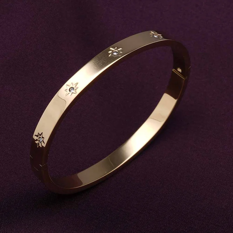 Palmonas PALMONAS 18k Gold Tone Plated Floral Diamonds Bangle Bracelet
 for Women